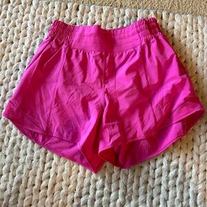 Lululemon hotty hot 4” shorts sonic pink size 6